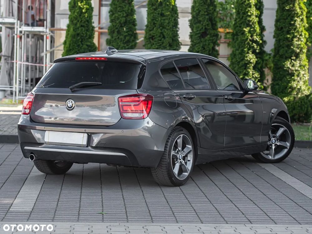 BMW Seria 1 118i - 13