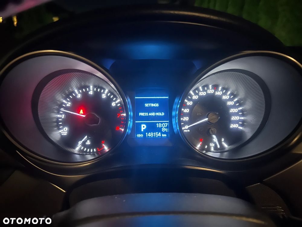 Toyota Avensis 1.8 Active MS - 15