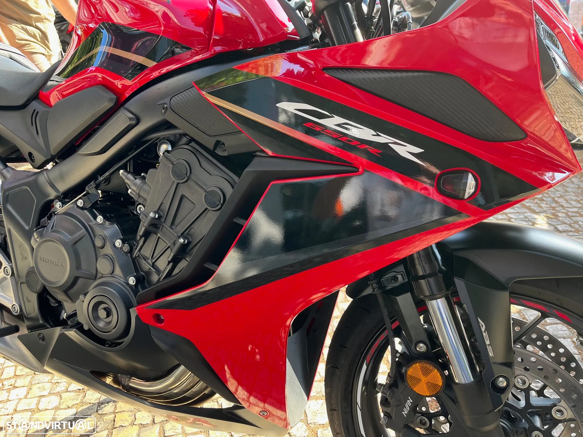 Honda CBR 650 RA - 10