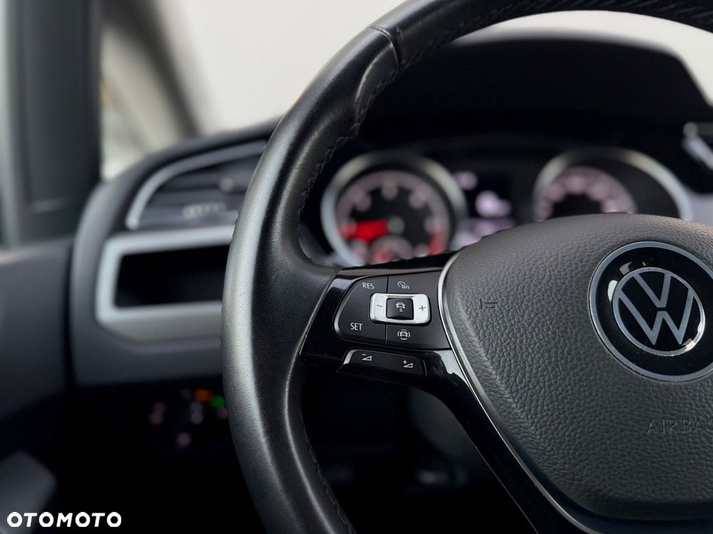 Volkswagen Touran 2.0 TDI BMT SCR Comfortline - 17