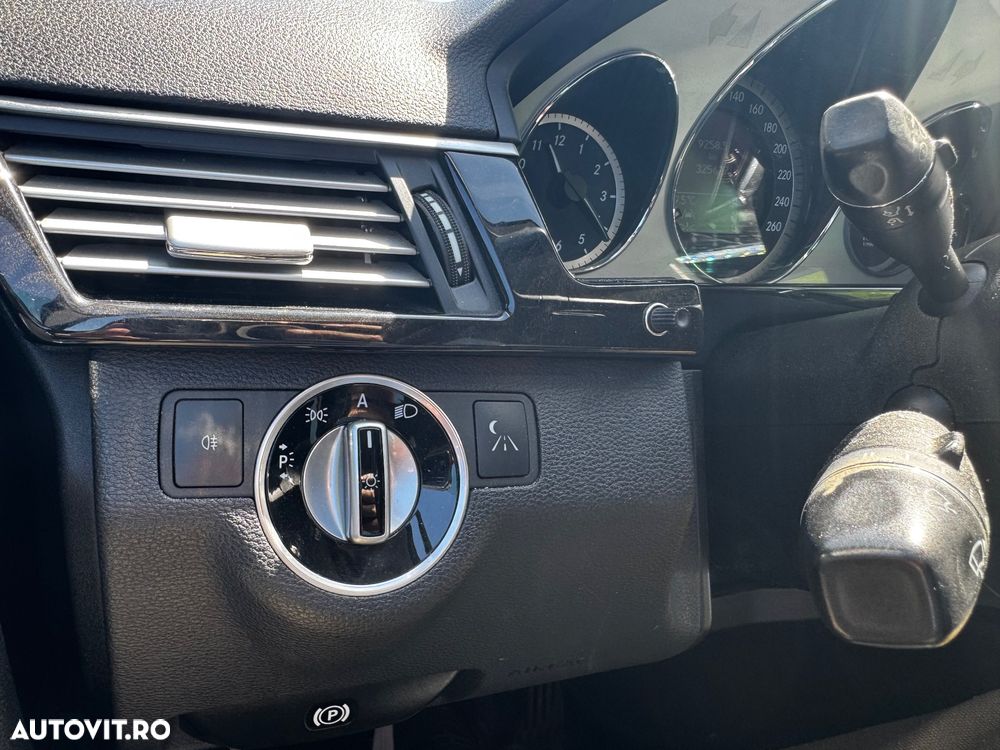 Mercedes-Benz E 350 CDI BlueEfficiency 4Matic - 8