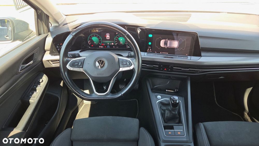 Volkswagen Golf - 15