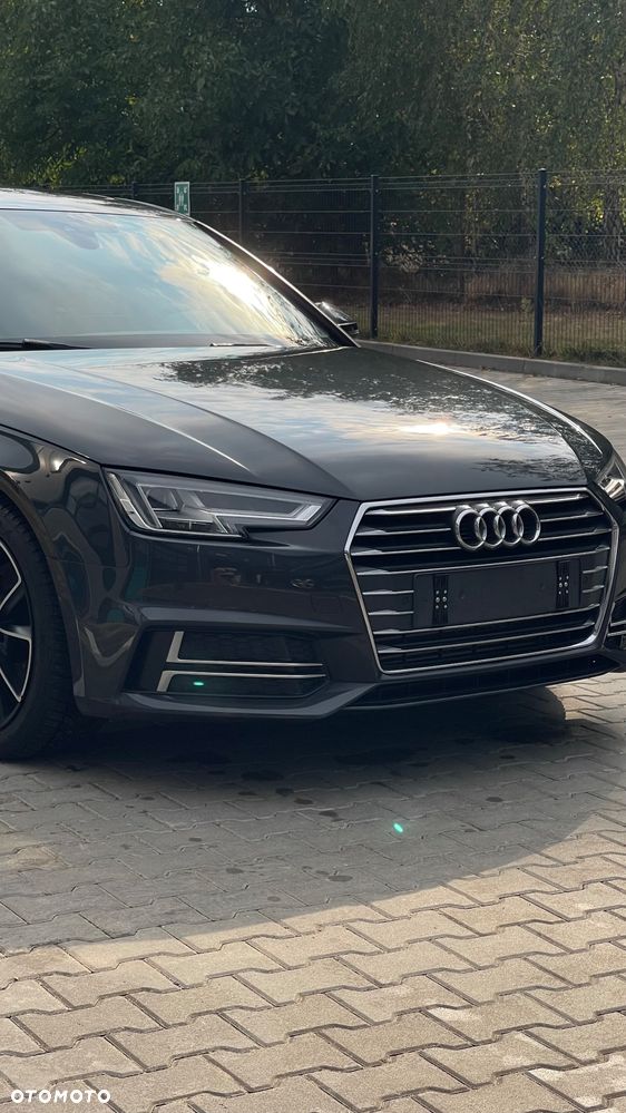 Audi A4 2.0 TFSI ultra S tronic - 4