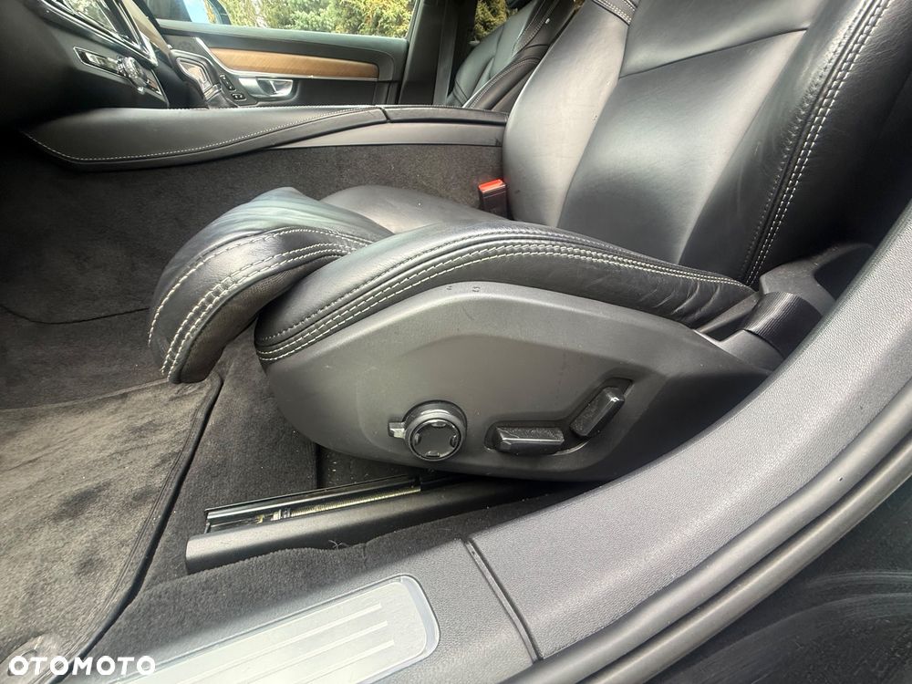 Volvo S90 T4 Inscription - 22
