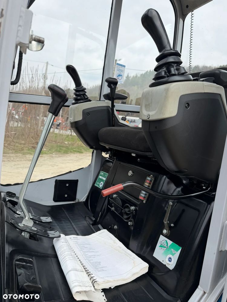 Wacker Neuson ET16 Minikoparka Koparka 2 tony. 793mtg JAK NOWA 2018 rok z Gospodarstwa Norweskiego 793 mtg. IGŁA! Rozsuwane hydraulicznie gąsienice. Dodatkowe sekcje Hydrauliczne. Silnik Yanmar 3 cyl. Aktualna DEKRA BMWT. Po serwisach! Ani deka luzów i wycieków. OKAZJA TANIO. Zadbana maszyna. 2 łyżki. Nie różni się od nówki sztuki z salonu!! Wielka Okazja. Fabryczny lakier na podzespołach! - 10