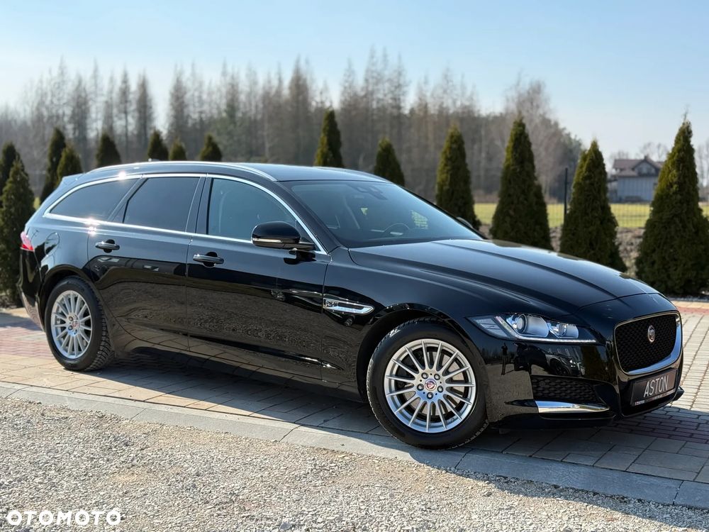 Jaguar XF 2.0 i4D Prestige - 3