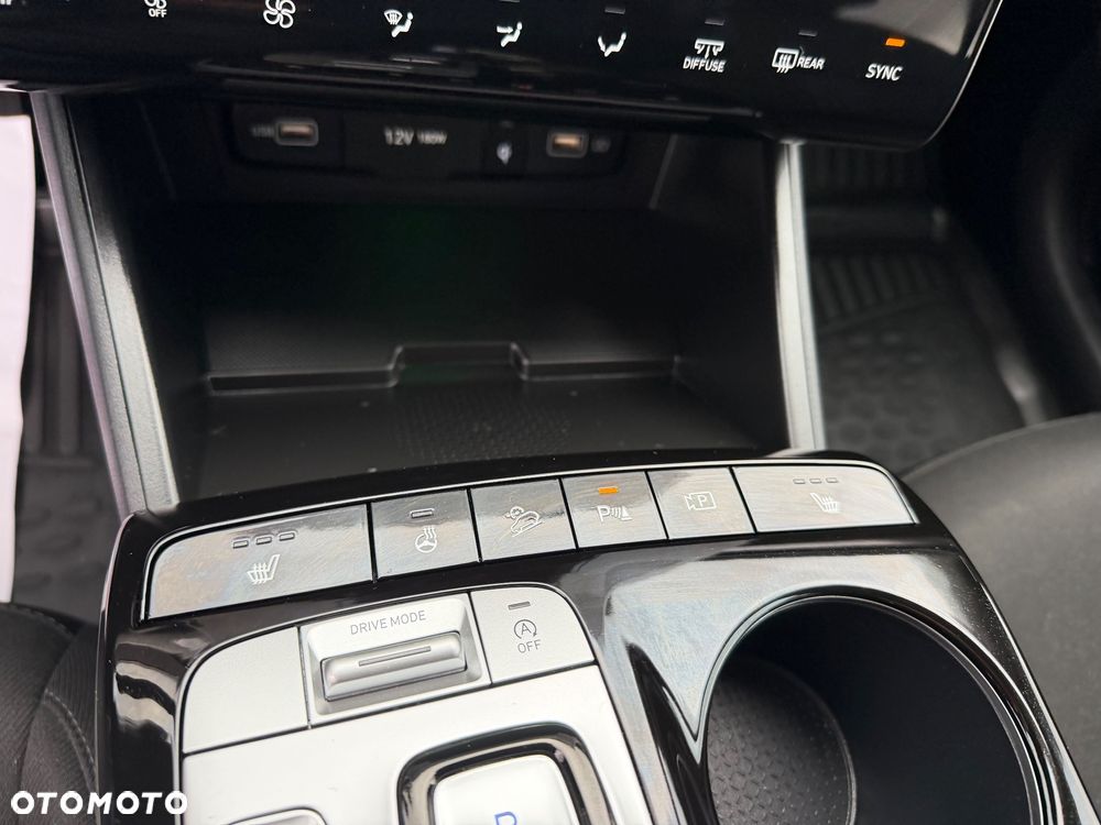 Hyundai Tucson 1.6 T-GDi 48V-Hybrid 2WD DCT Select - 25