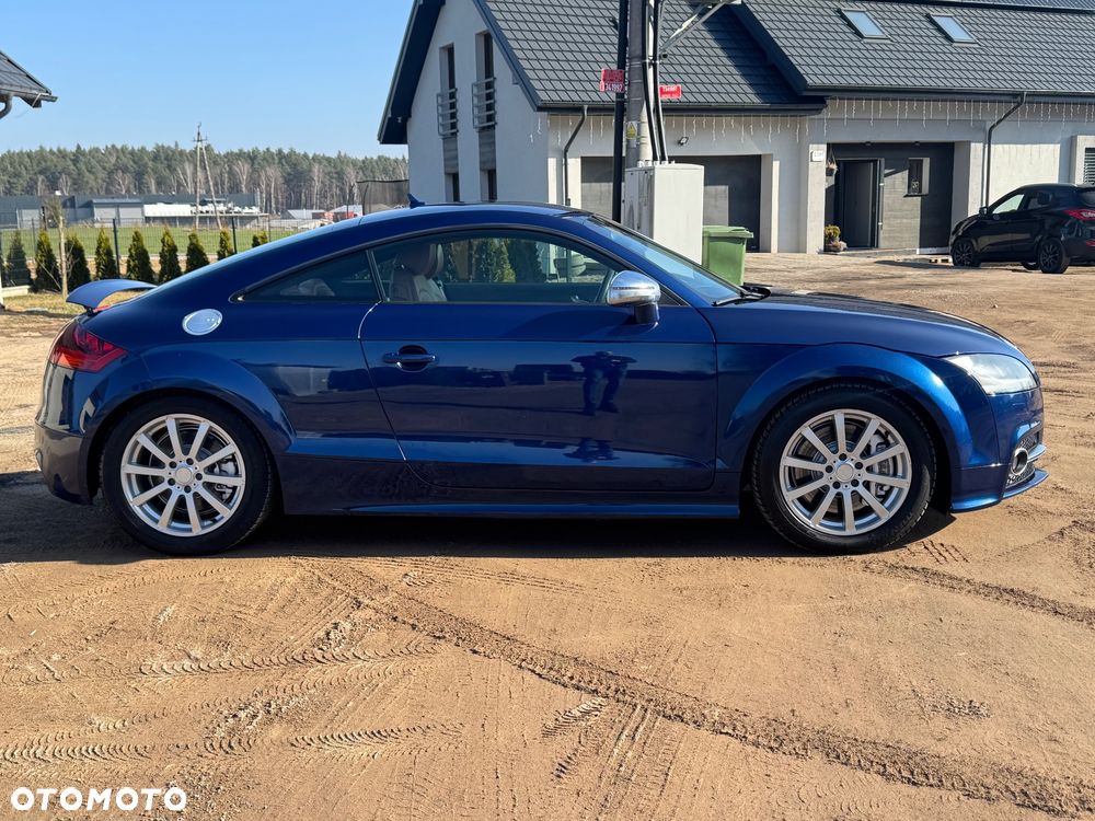 Audi TT S Coupé - 5