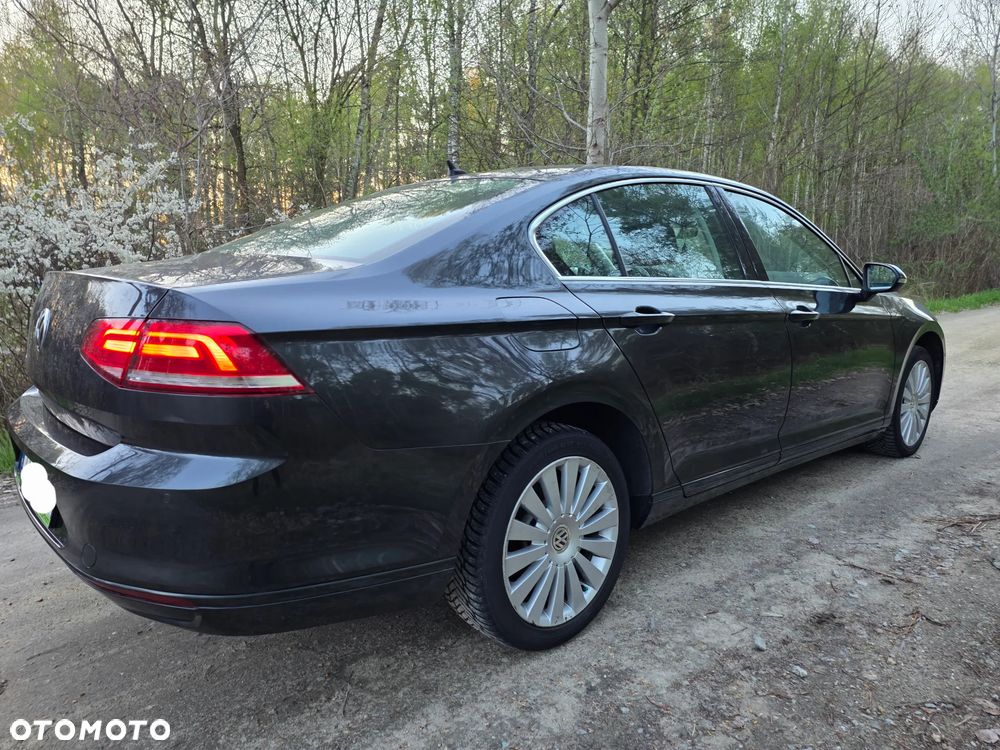 Volkswagen Passat 2.0 TDI BMT Comfortline DSG7 - 11