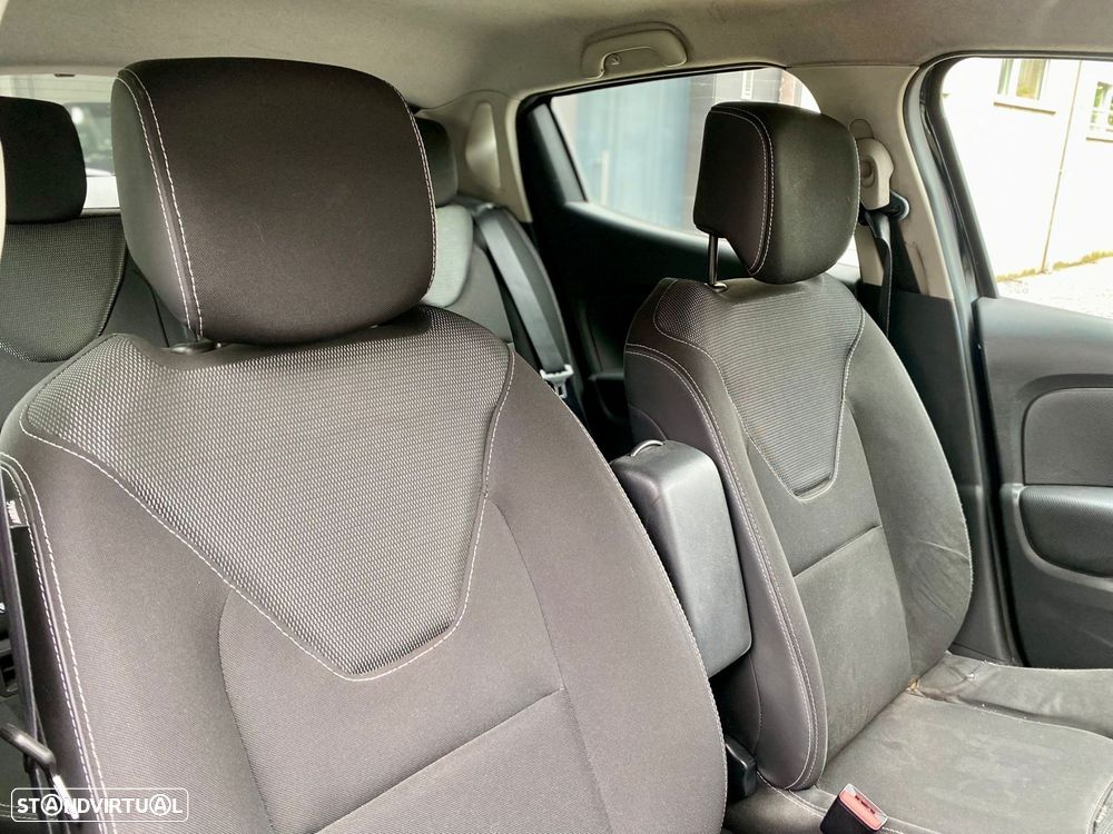 Renault Clio 1.5 dCi Confort - 19