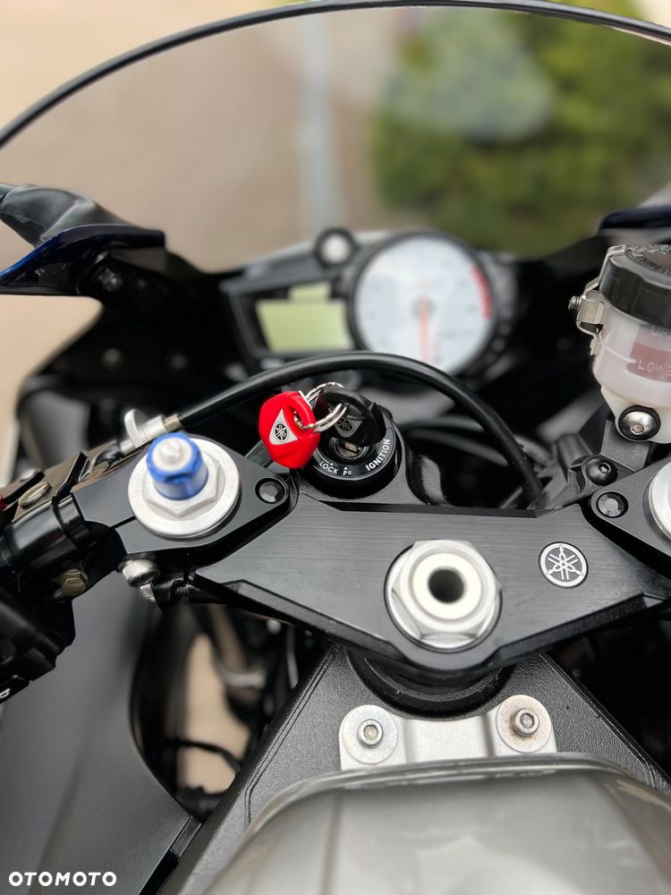 Yamaha R6 - 32