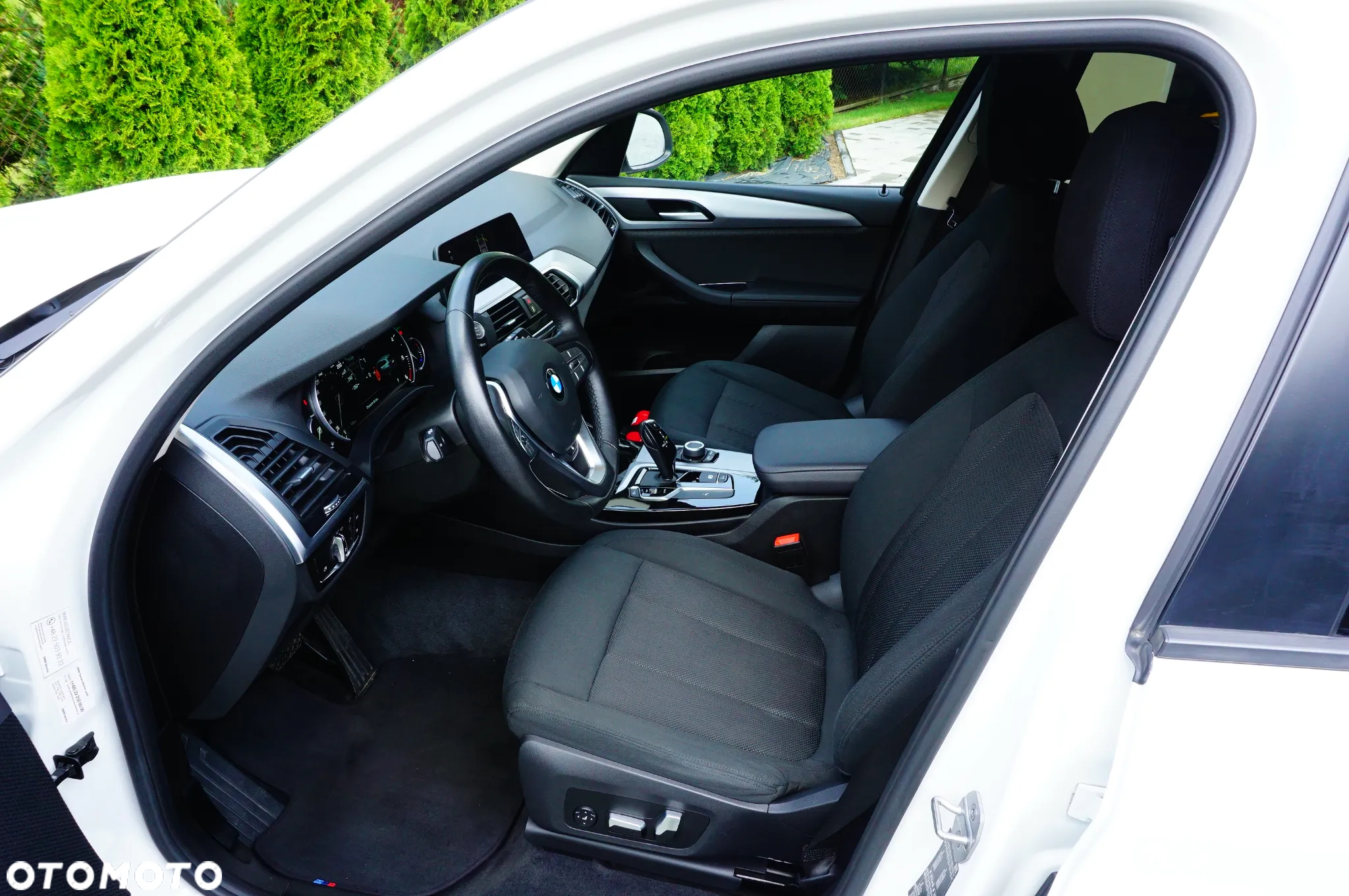 BMW X3 sDrive18d Advantage - 16