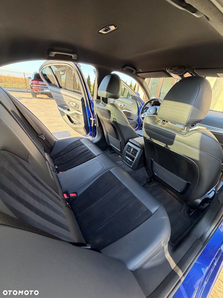 BMW Seria 3 320d xDrive MHEV M Sport sport - 10