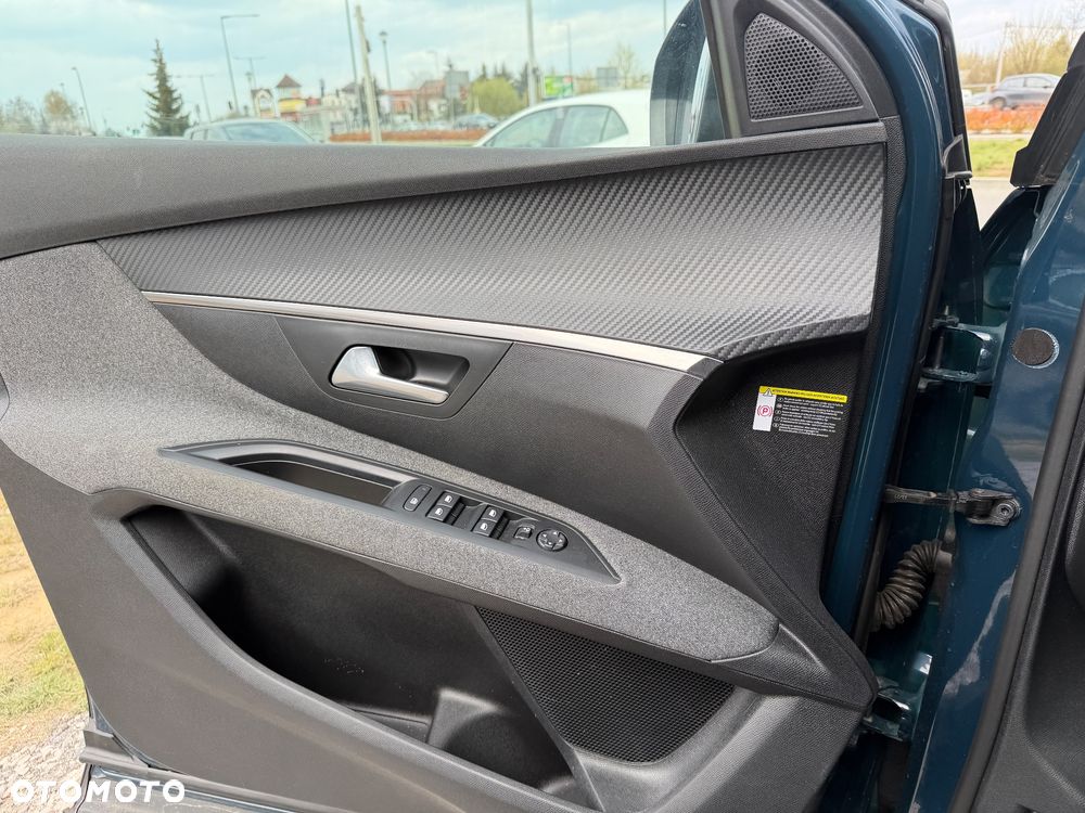 Peugeot 5008 PureTech 130 EAT8 Stop & Start Active Pack - 12