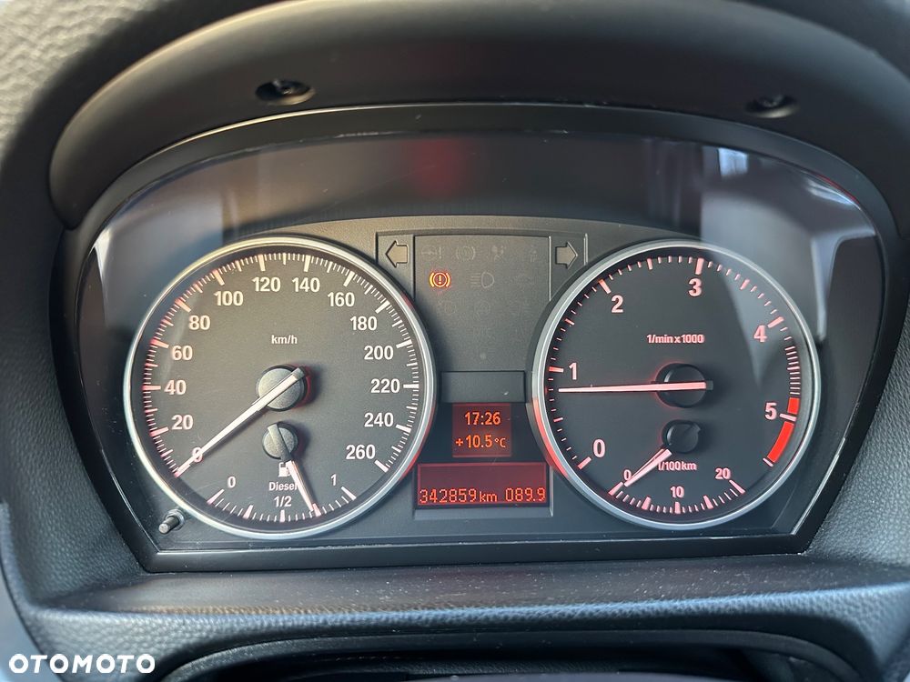 BMW Seria 3 320d - 31
