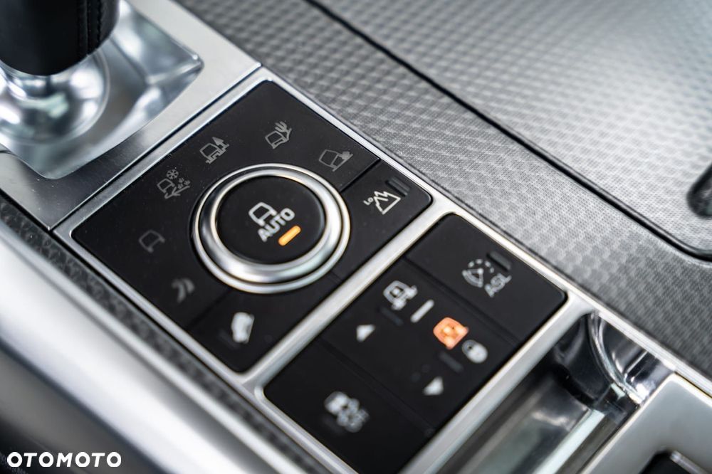 Land Rover Range Rover Sport S 4.4 SD V8 HSE Dynamic - 25