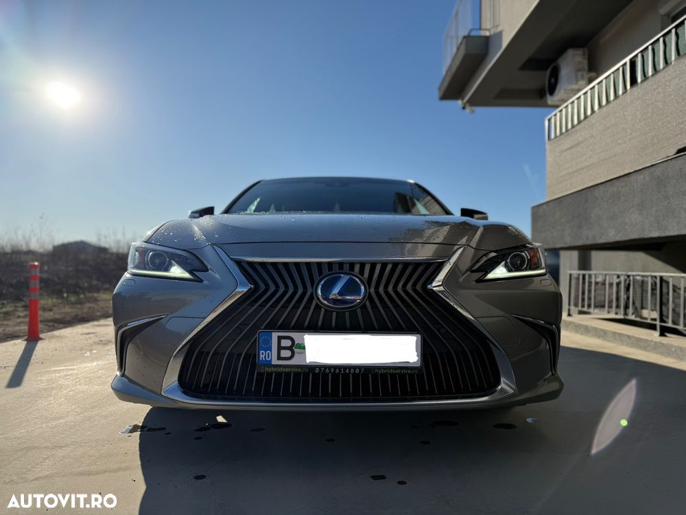 Lexus Seria ES 300h Executive - 35