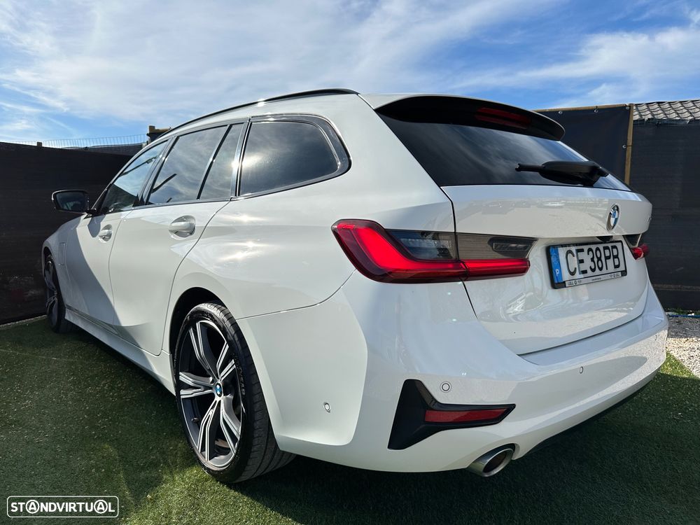 BMW 330 e Aut. Sport Line - 2