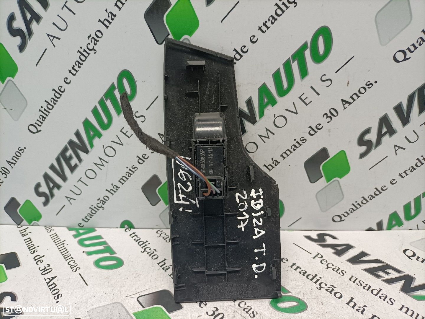Botão / Botões / Comutador Vidro Dto Seat Ibiza V (Kj1) - 2