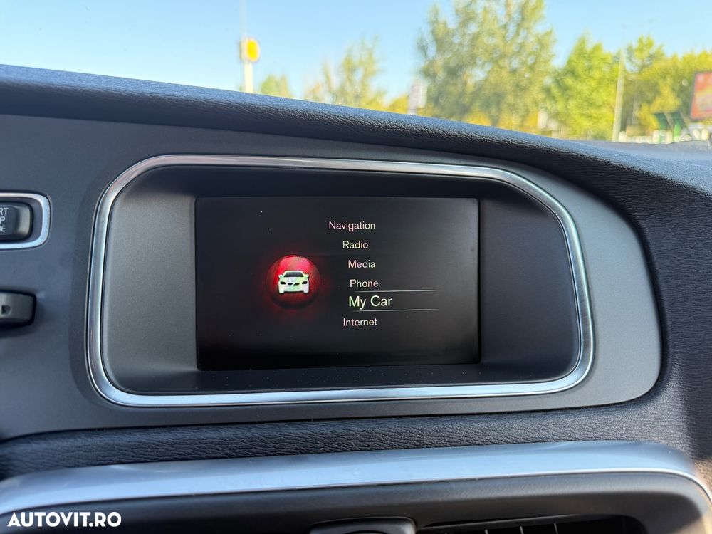 Volvo V40 D4 RDesign - 13
