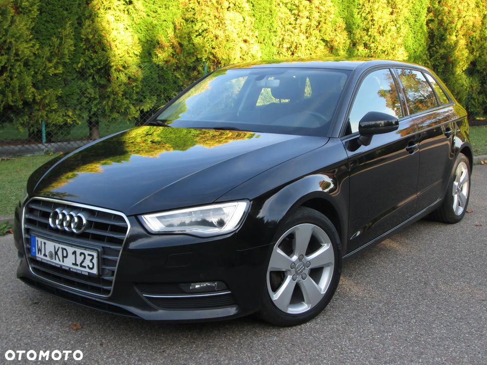 Audi A3 Sportback - 2