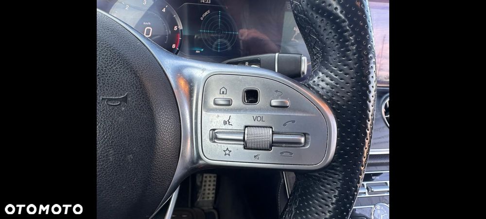 Mercedes-Benz Klasa E 220 d 9G-TRONIC - 29