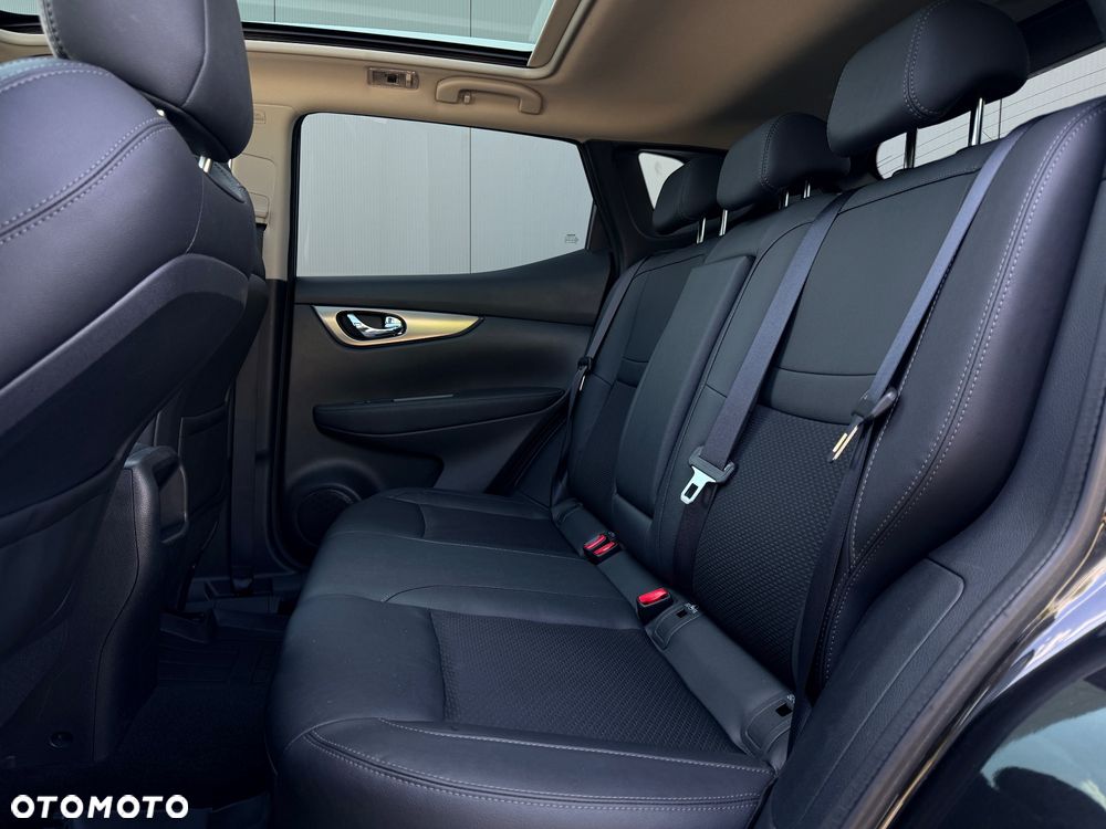 Nissan Qashqai 1.3 DIG-T Tekna - 11