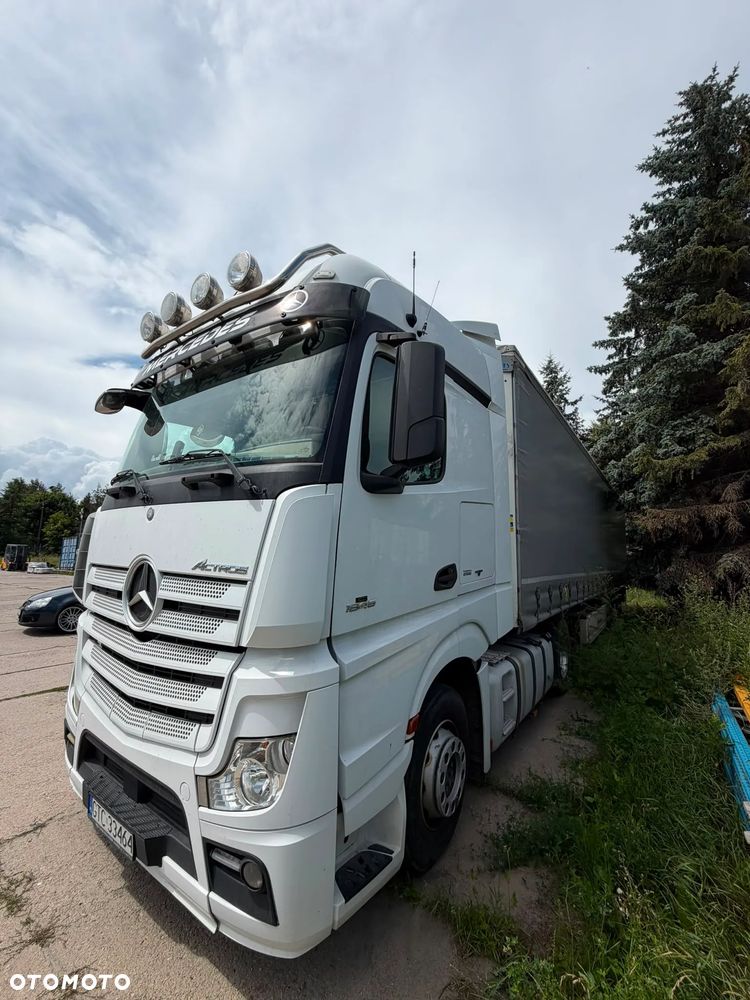 Mercedes-Benz ACTROS - 3