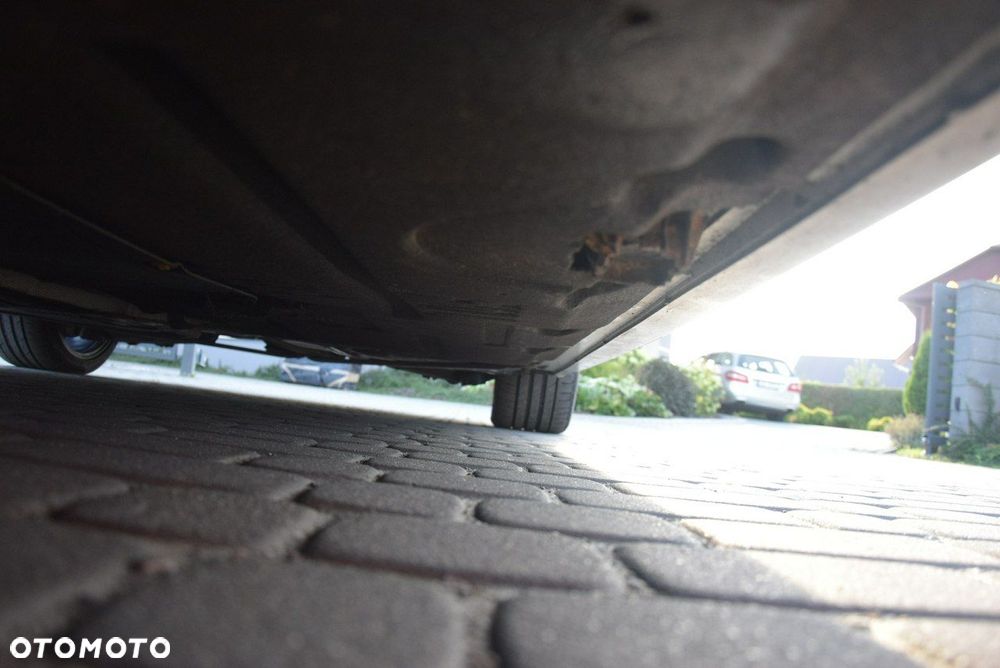 BMW Seria 5 - 16