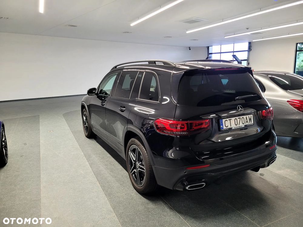 Mercedes-Benz GLB - 3