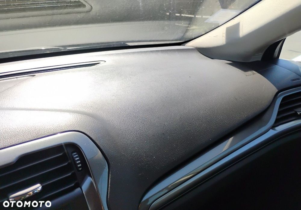 Ford Mondeo - 19