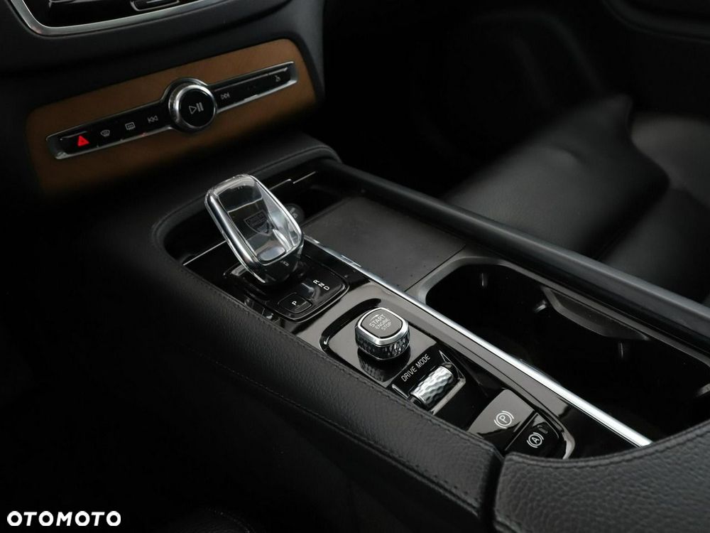 Volvo XC 90 B5 D AWD Inscription - 33