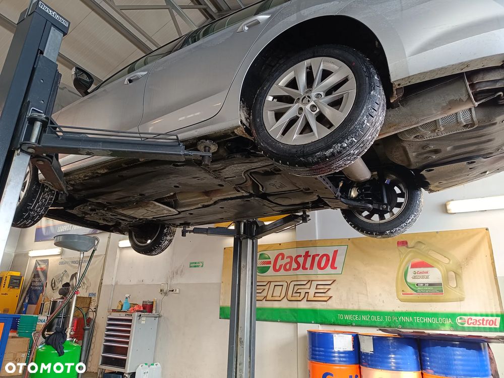 Skoda Octavia 1.5 TSI GPF ACT Ambition - 32