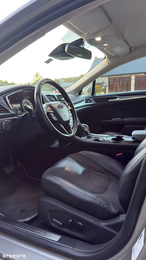 Ford Mondeo 2.0 TDCi STart-Stopp PowerShift-Aut Titanium - 17
