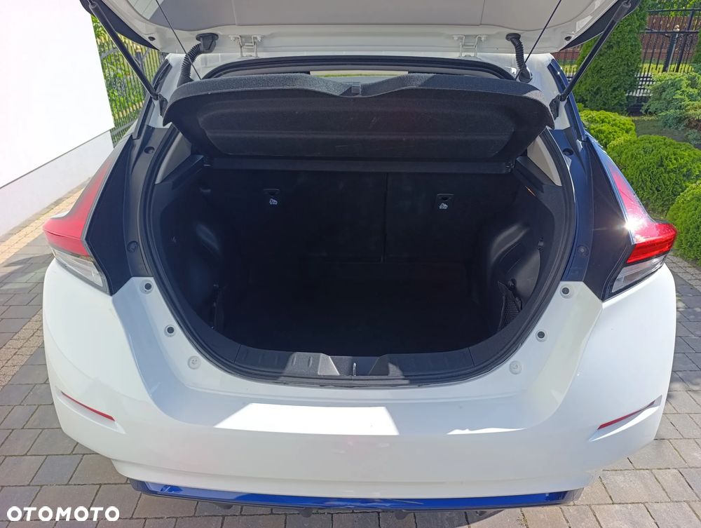 Nissan Leaf 40kWh N-Connecta - 20