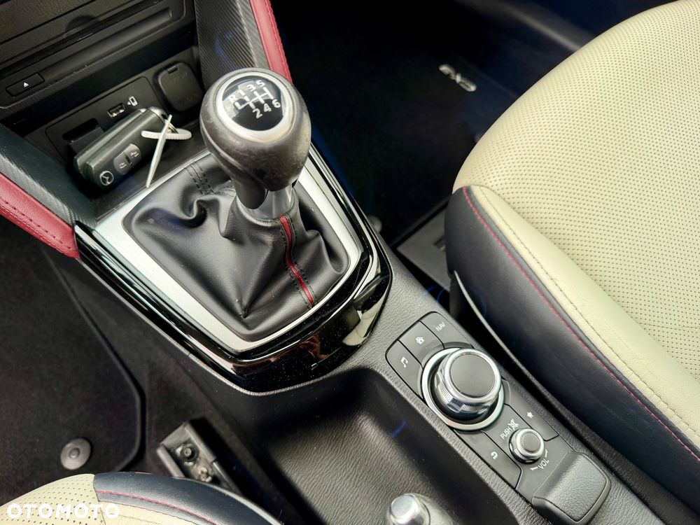 Mazda CX-3 2.0 Skypassion - 24