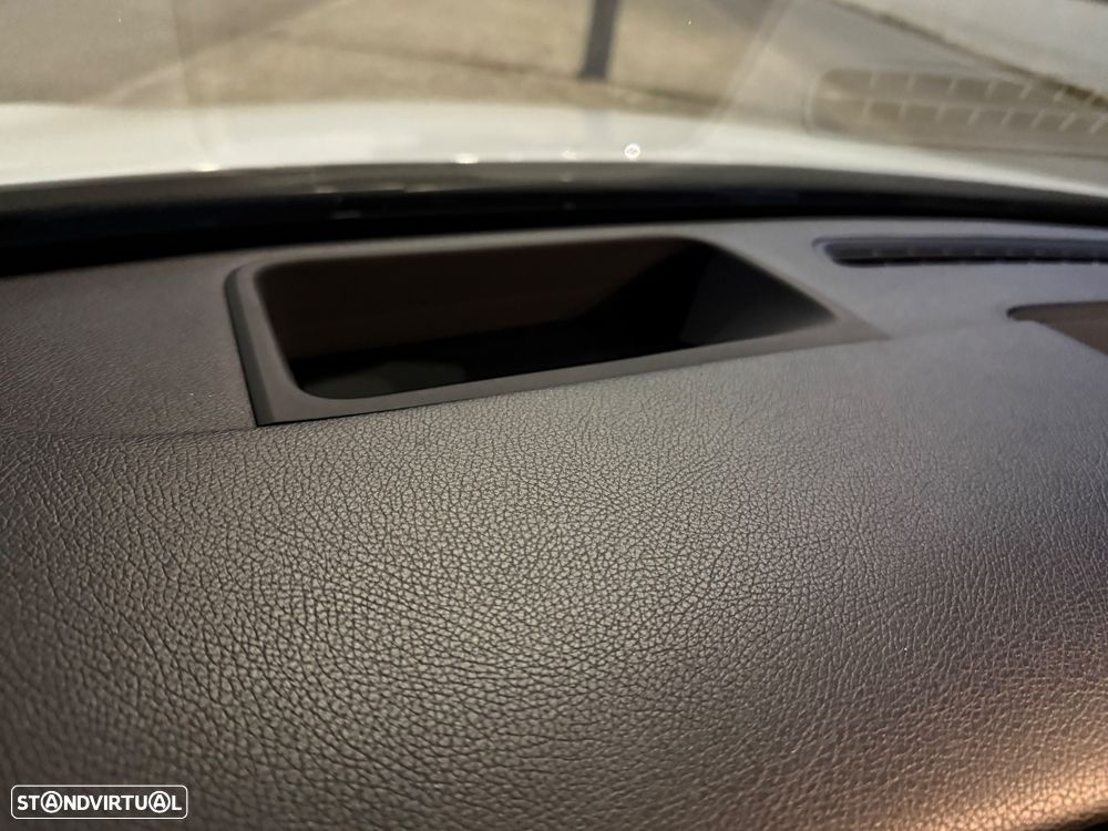 Mercedes-Benz A 200 AMG Line Aut. - 26