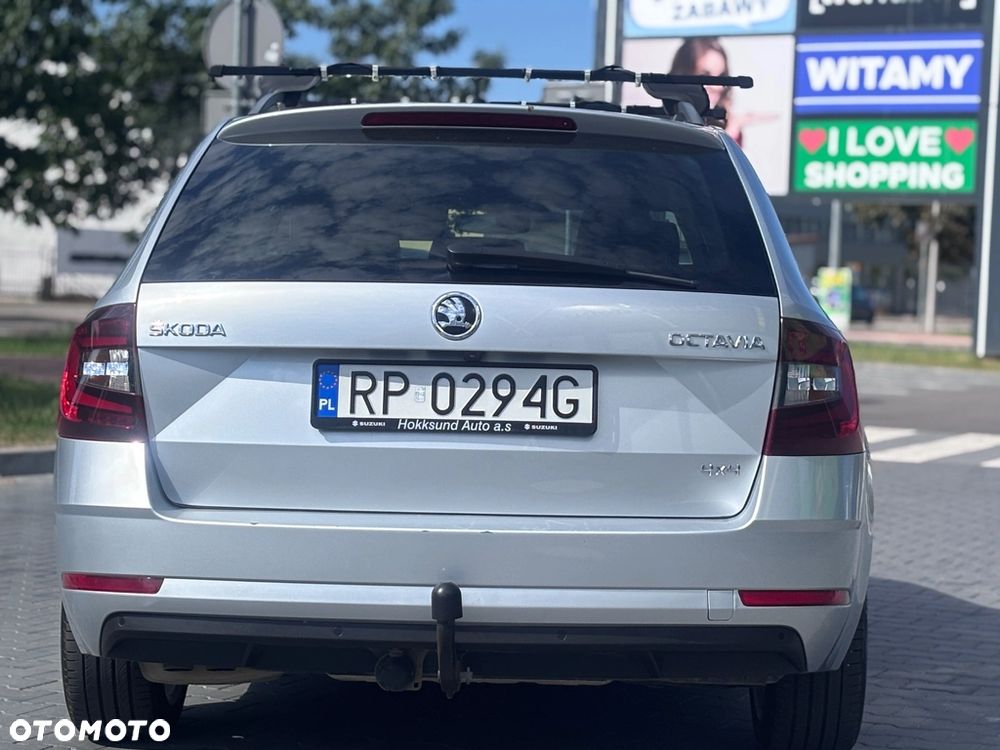 Skoda Octavia 2.0 TDI DSG Style - 11