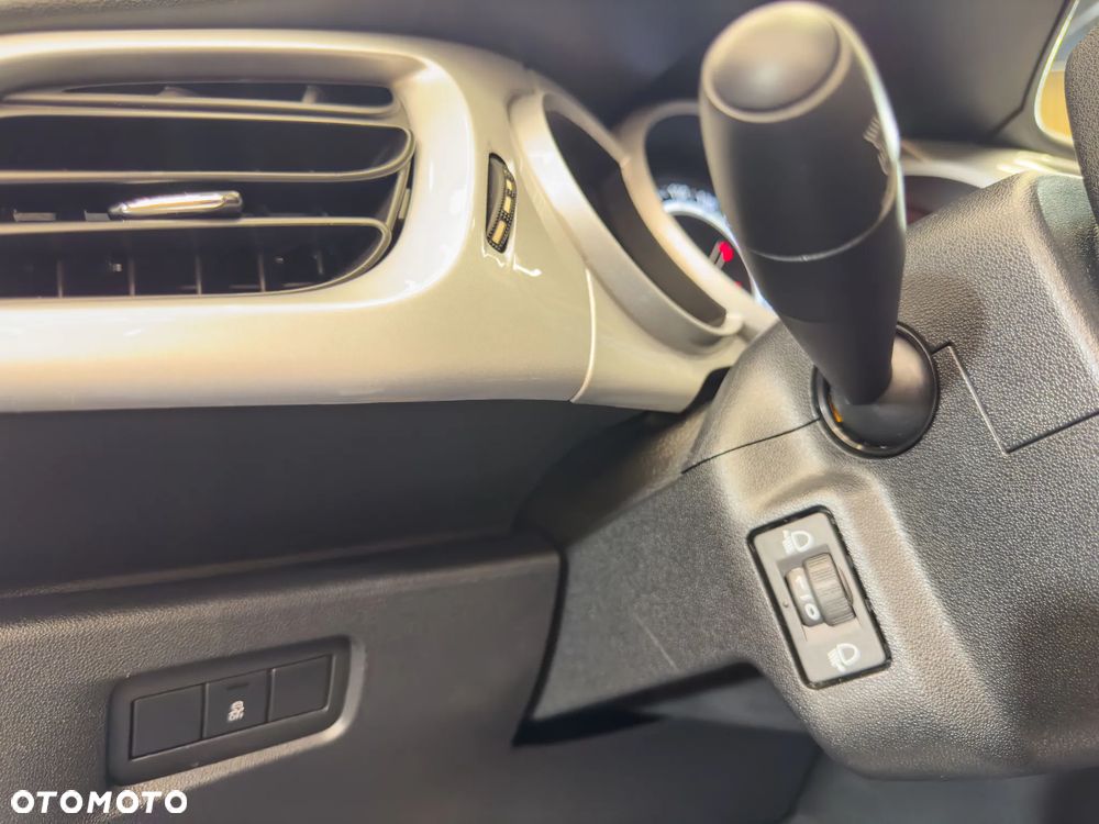 Citroën C3 1.2 PureTech Feel - 22