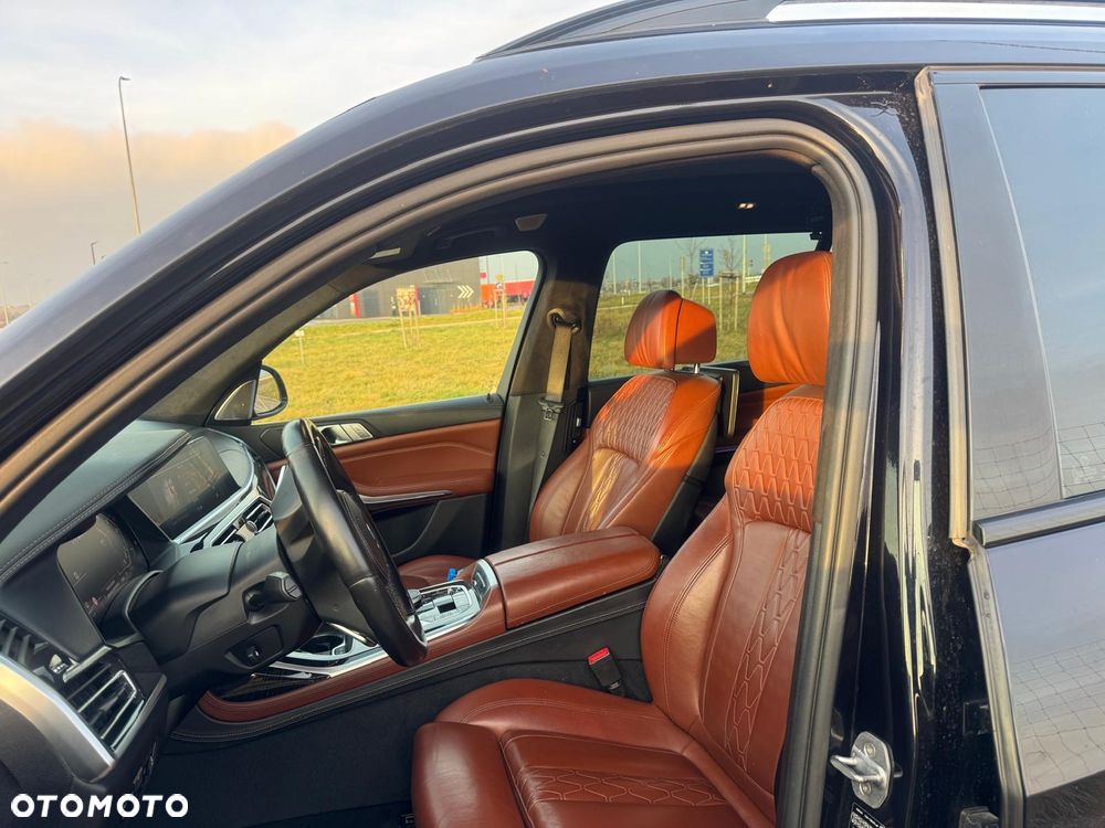 BMW X7 M50d sport - 12