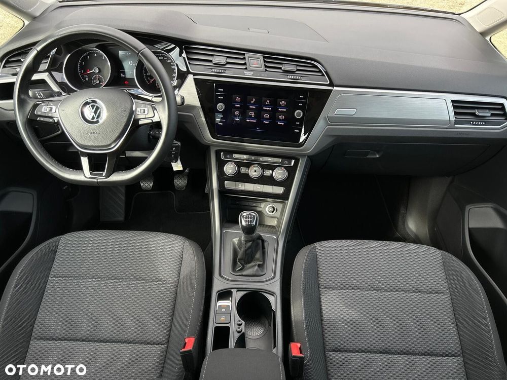 Volkswagen Touran 1.5 TSI EVO Comfortline - 5