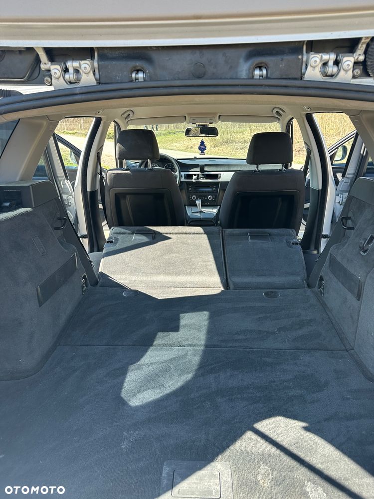 BMW Seria 3 318d - 13