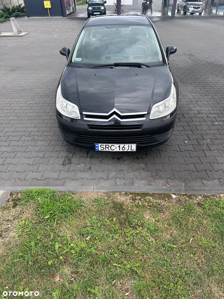 Citroën C4 1.4 16V X - 7
