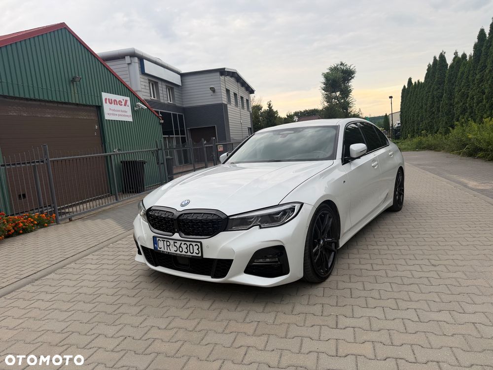 BMW Seria 3 330d M Sport - 2