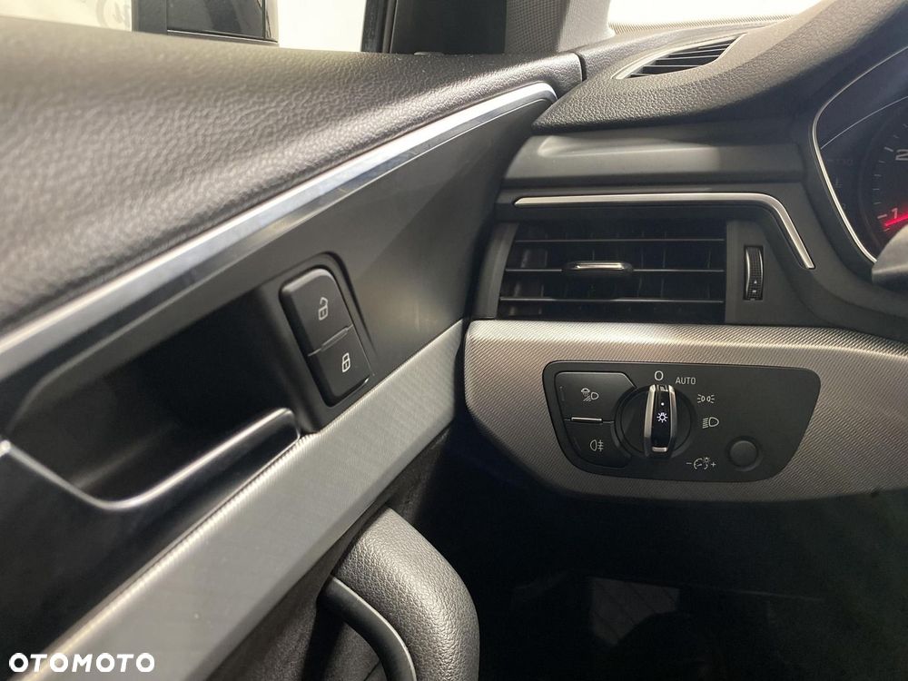 Audi A4 Avant 2.0 TDI - 20