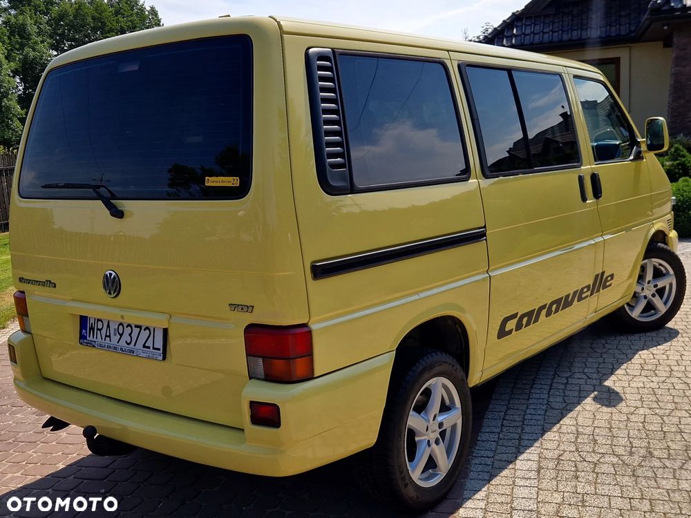 Volkswagen Caravelle - 12