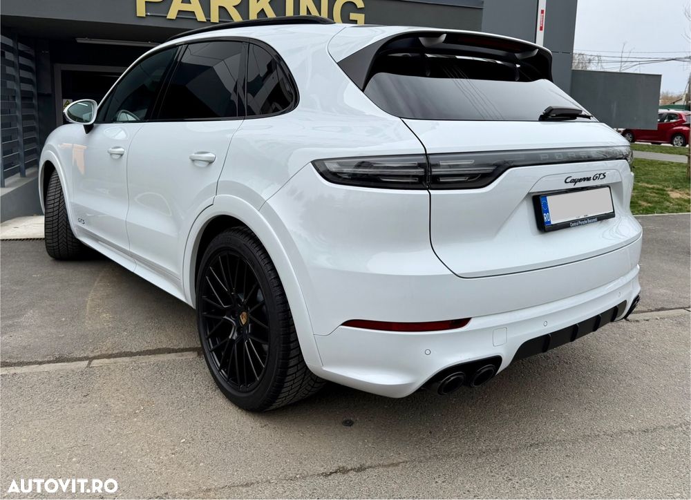 Porsche Cayenne S - 4