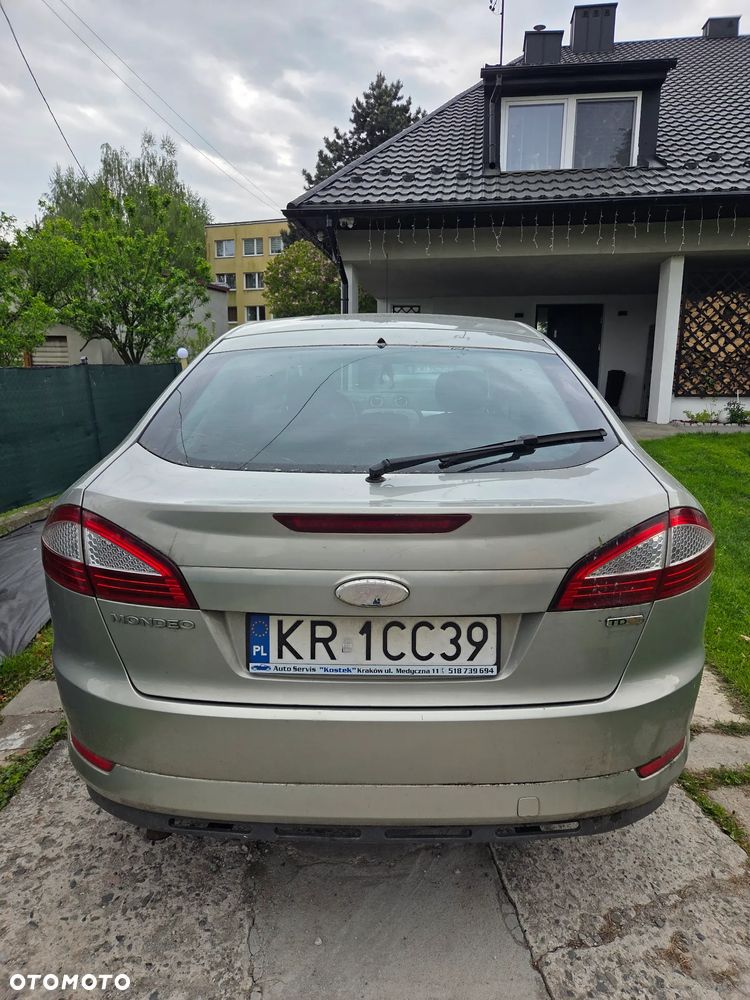 Ford Mondeo 1.8 TDCi Ambiente - 3