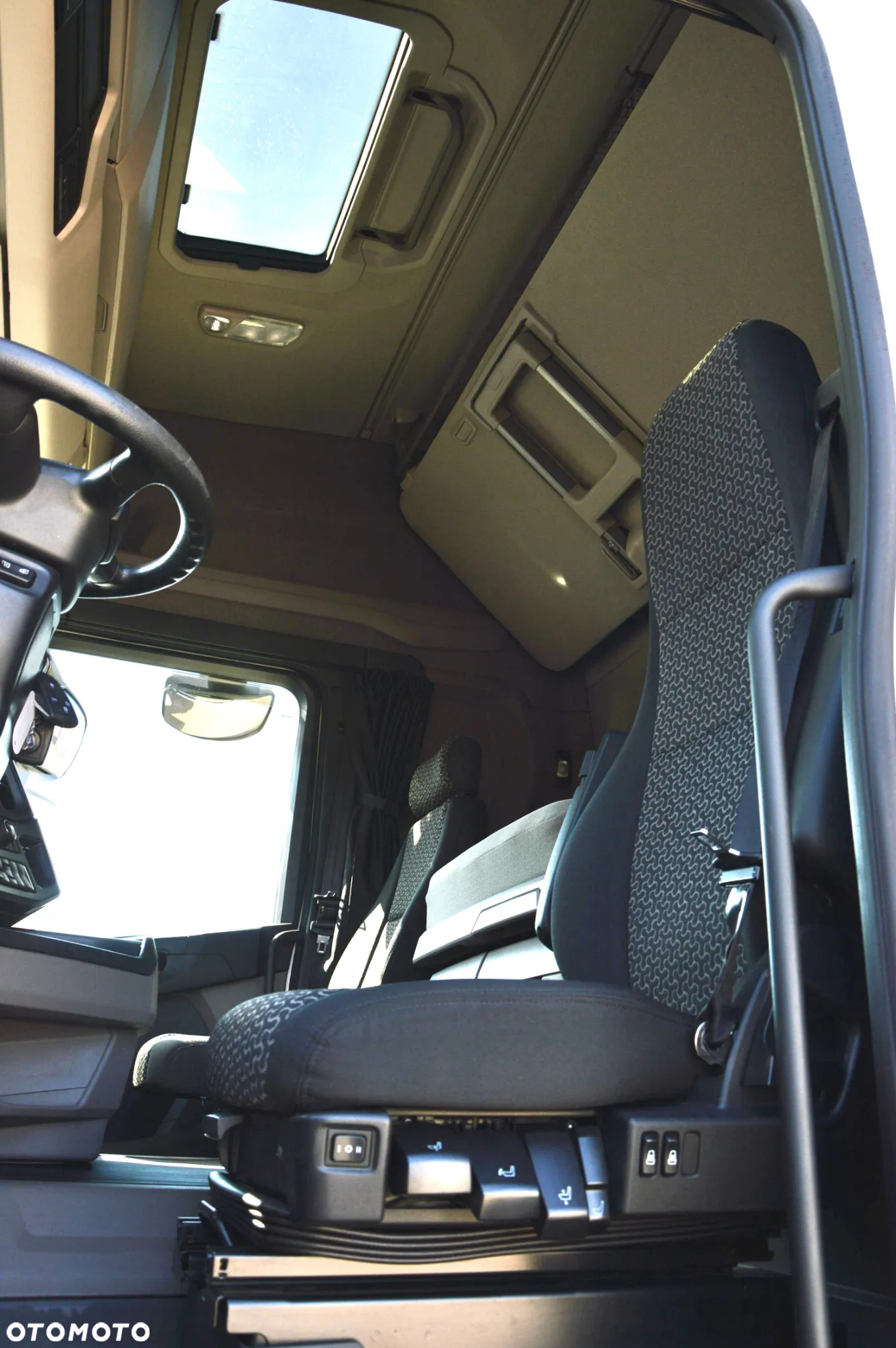 Scania R450 RETARDER | ADR | STANDARD | NAWIGACJA | 2 ŁÓŻKA | 1.300 L | MIĘDZYOSIE - 19