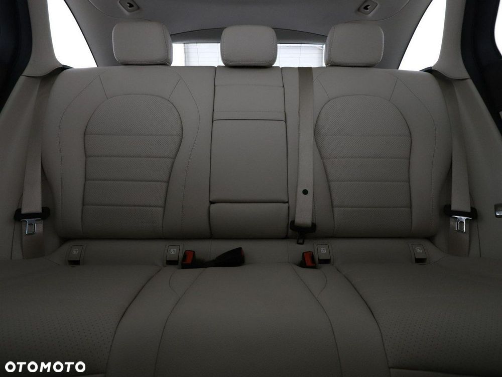 Mercedes-Benz GLC 220 d 4Matic 9G-TRONIC Exclusive - 19